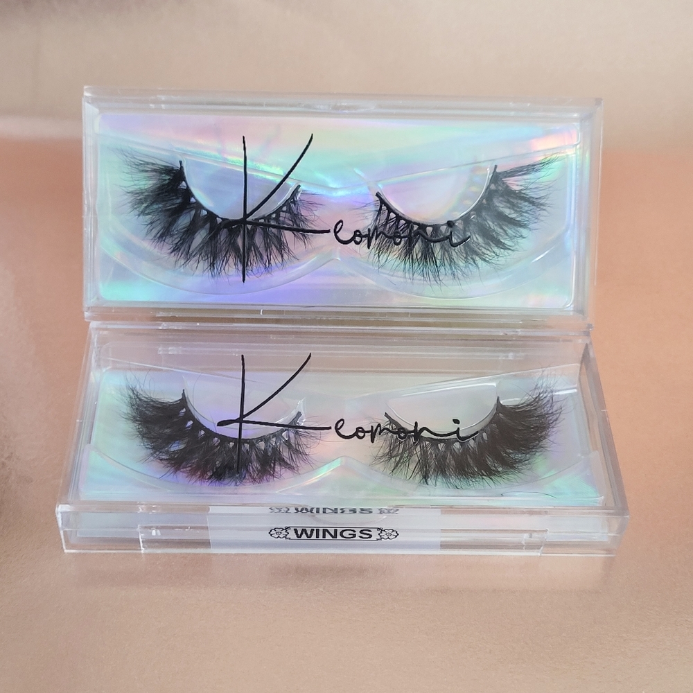 Lashes - Picture 2 of 2